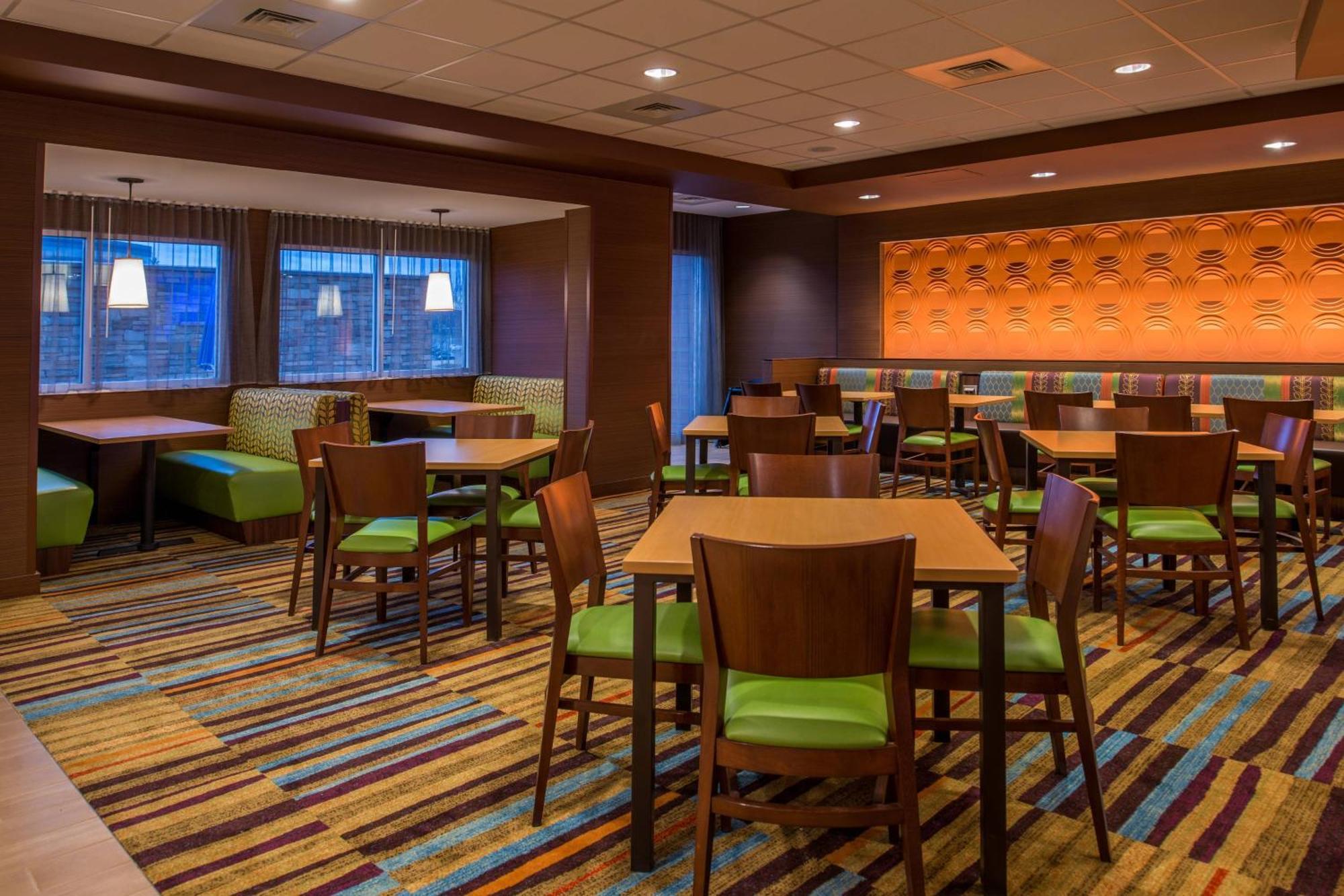 Fairfield Inn & Suites By Marriott St. Louis Westport Maryland Heights Esterno foto