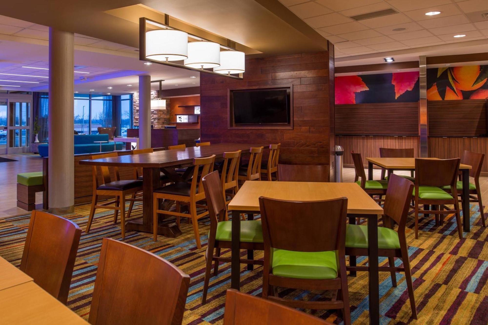 Fairfield Inn & Suites By Marriott St. Louis Westport Maryland Heights Esterno foto